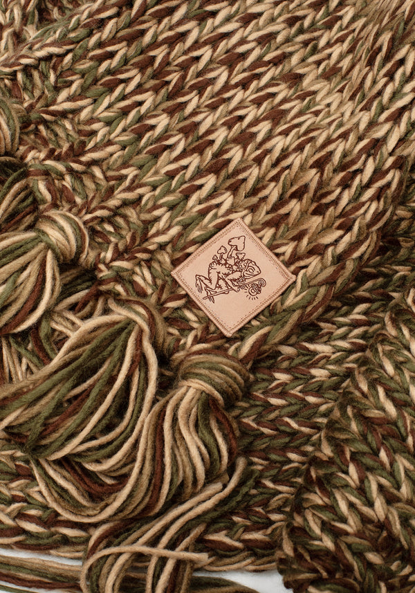 Daphne Bug Patch Cable Scarf