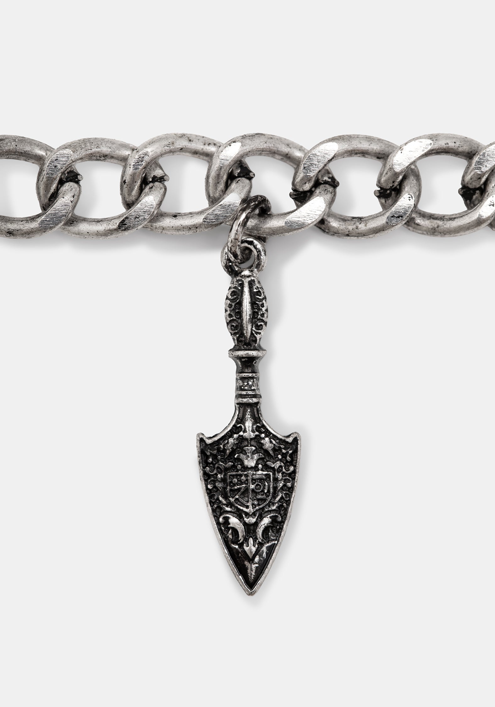 Gorthe Drop Charm Chain Belt