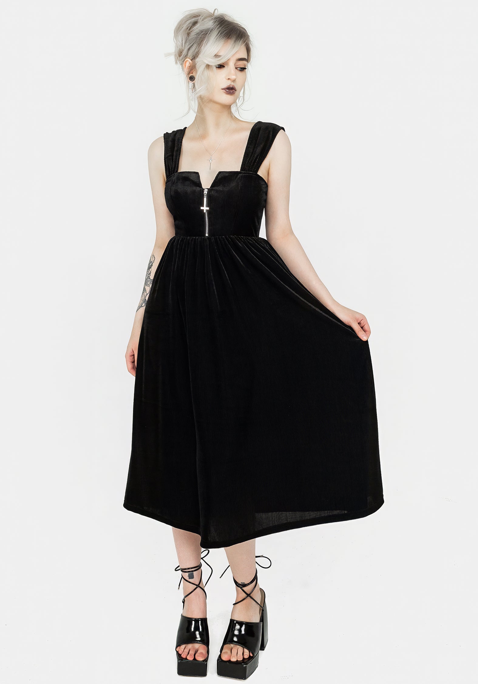 Disturbia | Heartless Zip Front Midi Dress | Dresses