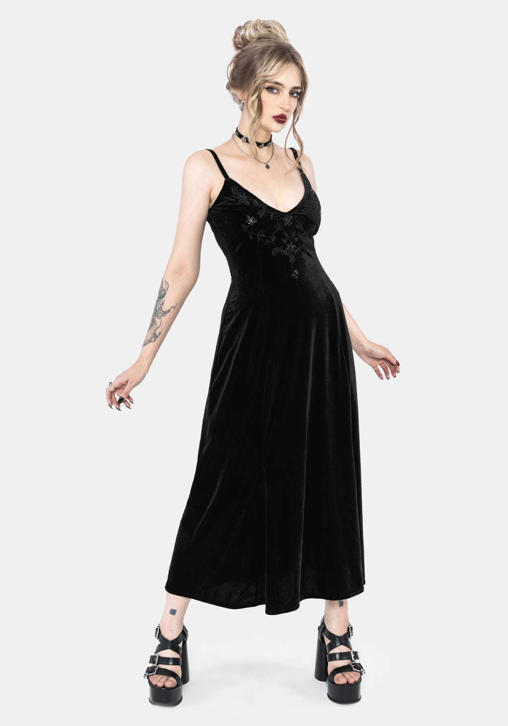 Opia Cami Beaded Embroidered Velour Midaxi Dress – Disturbia