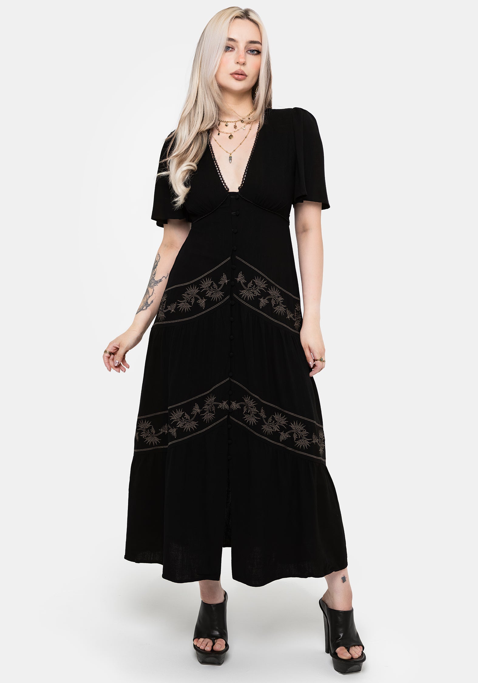 Dionaea Flytrap Embroidered Tiered Midaxi Dress