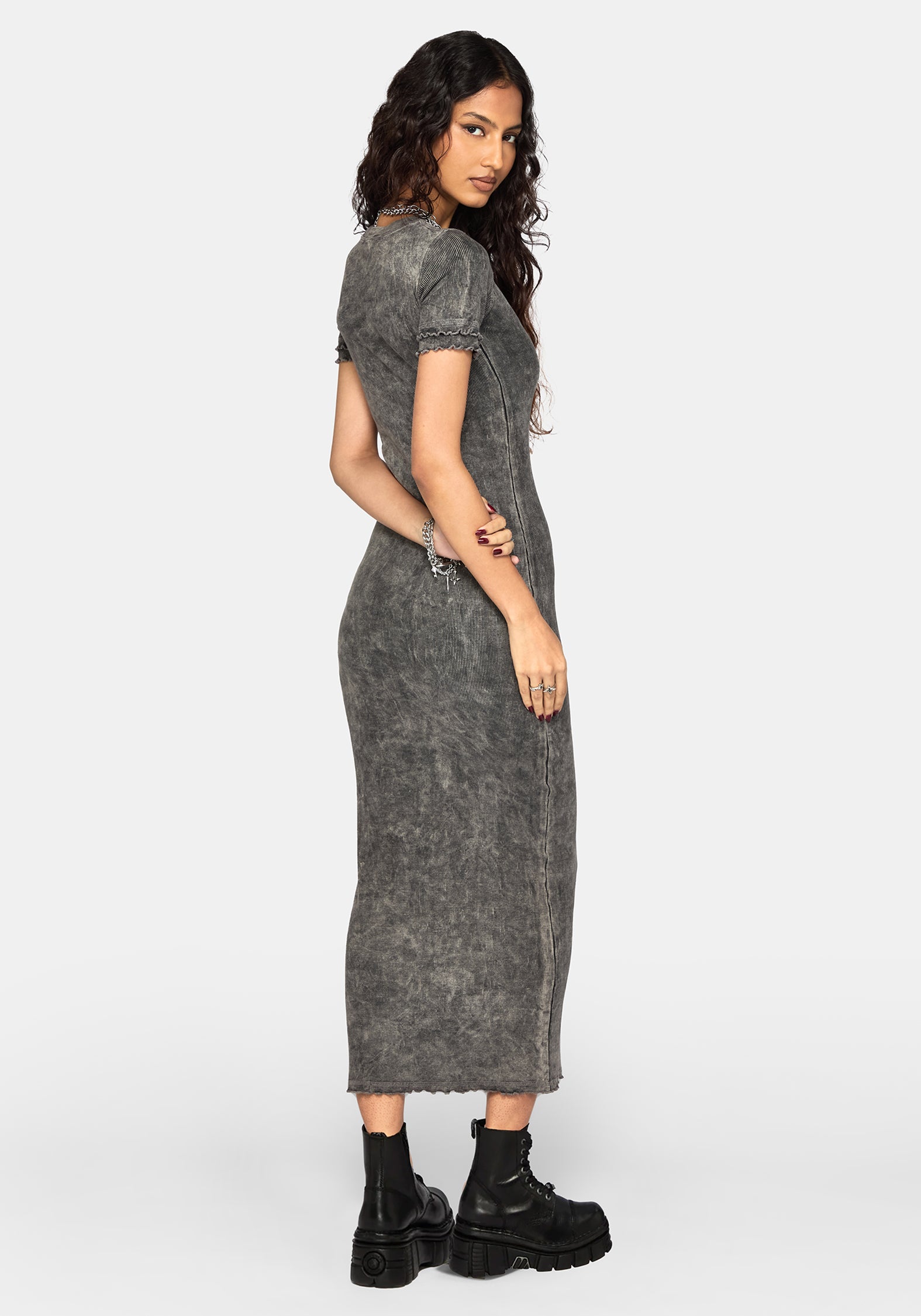 Stori Ribbed Short Sleeve Midi Dress
