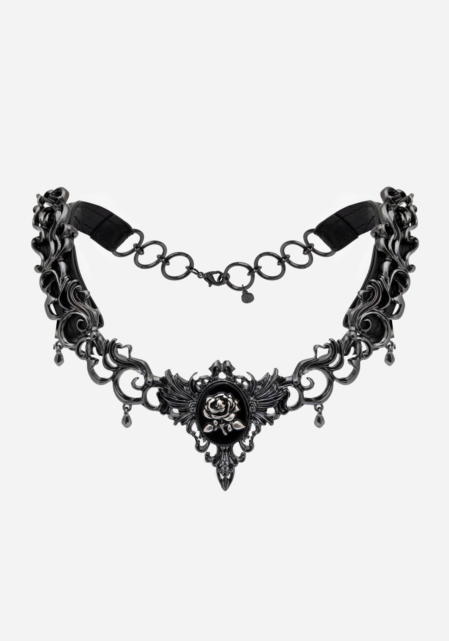 Velthra Rose Cameo Necklace
