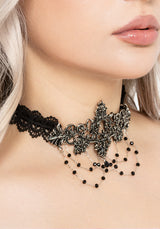 Evara Ornate Lace Choker