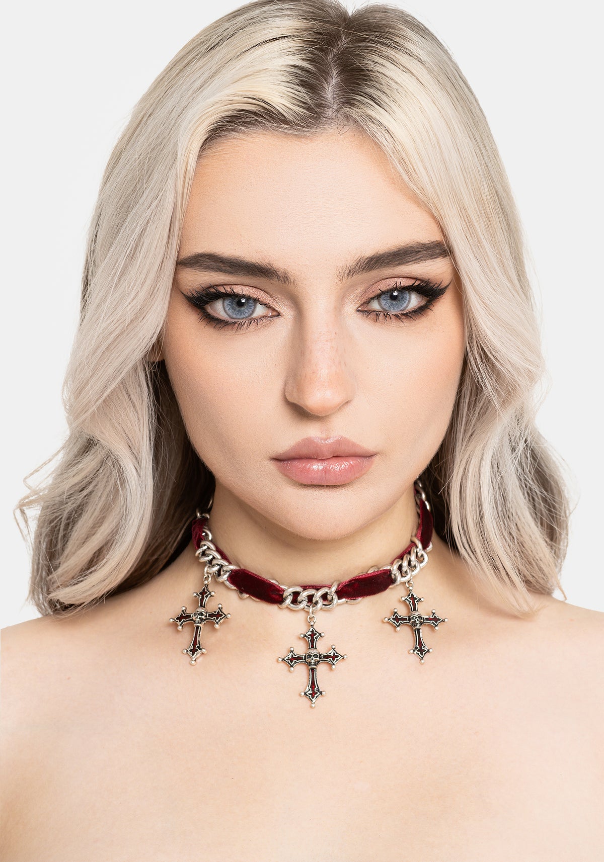 Vaelis Cross Ribbon Chain Necklace