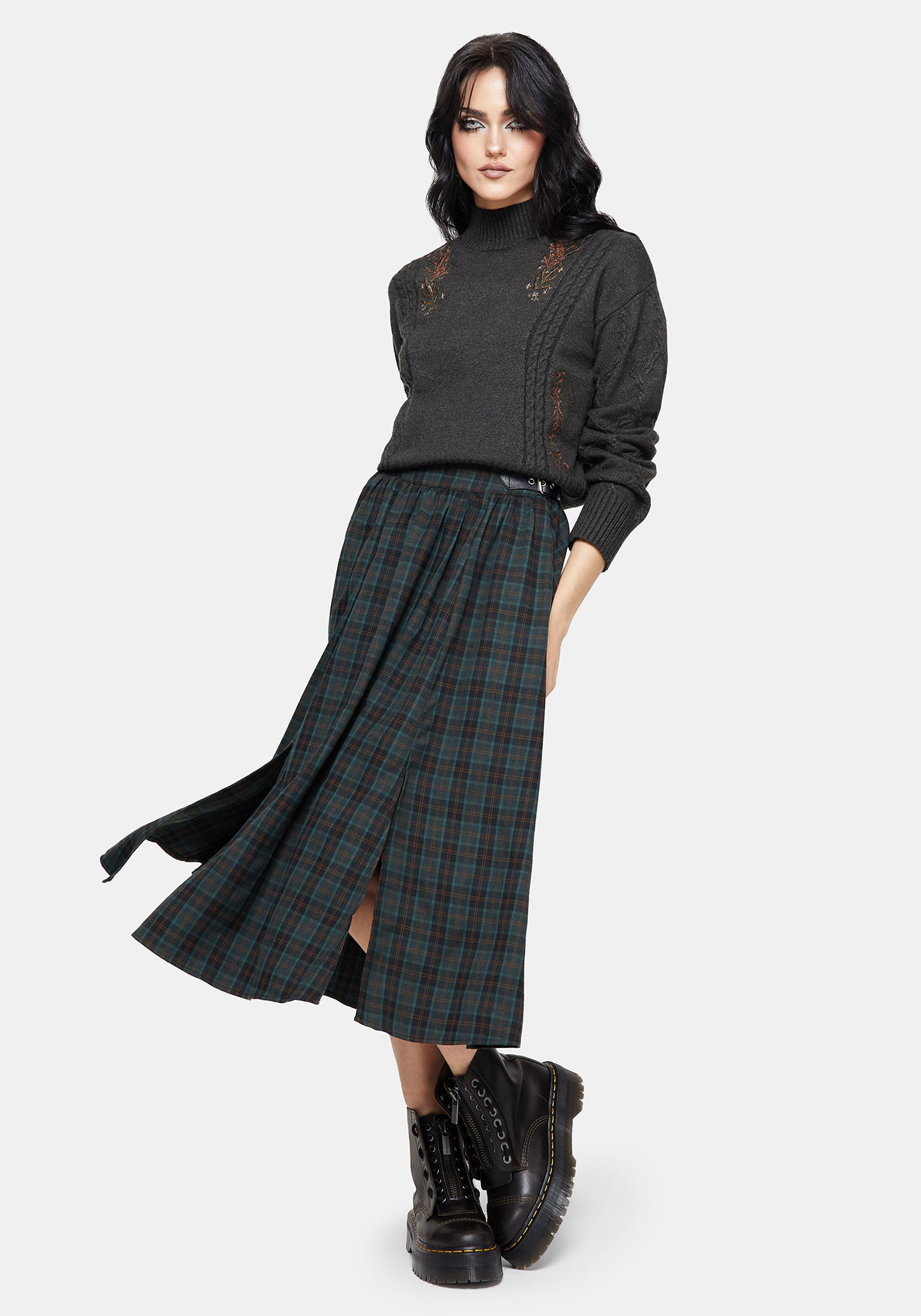 Abellona Embroidered Cable Knit Jumper