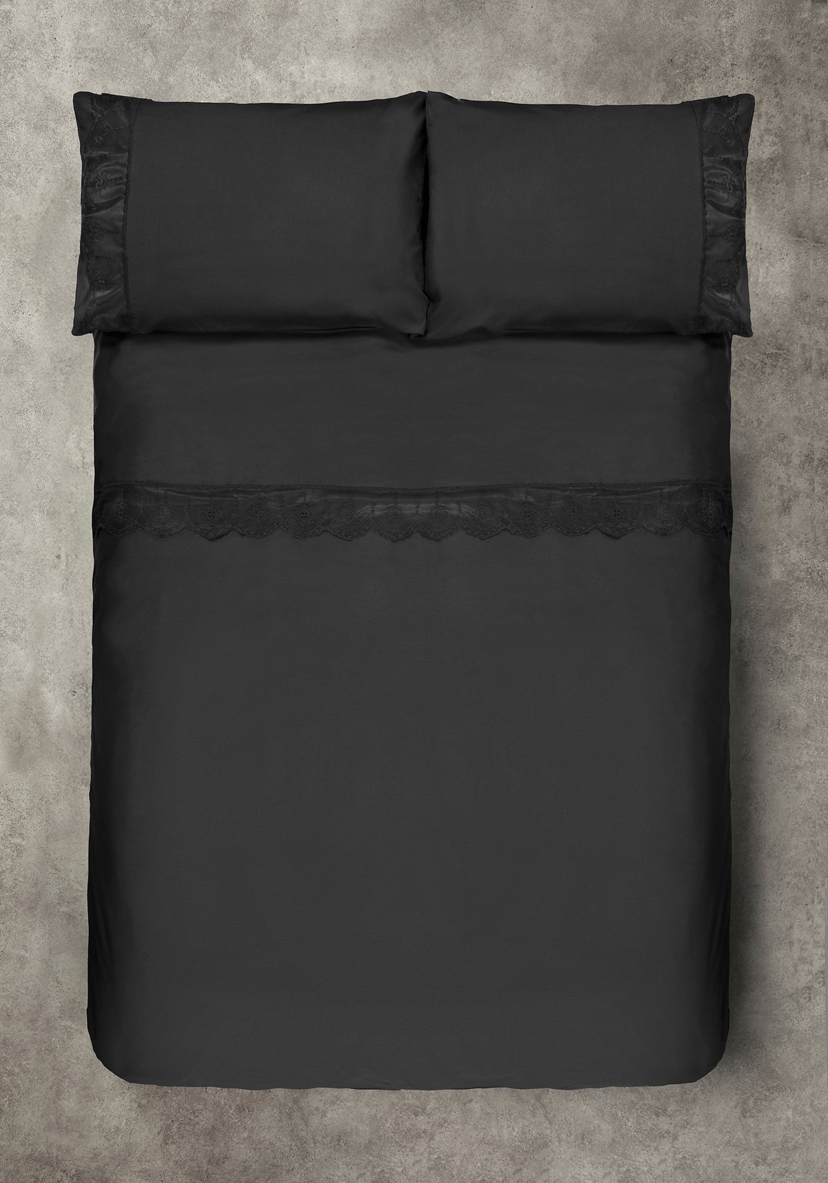Sulphix Lace Detail Bedding - UK Double