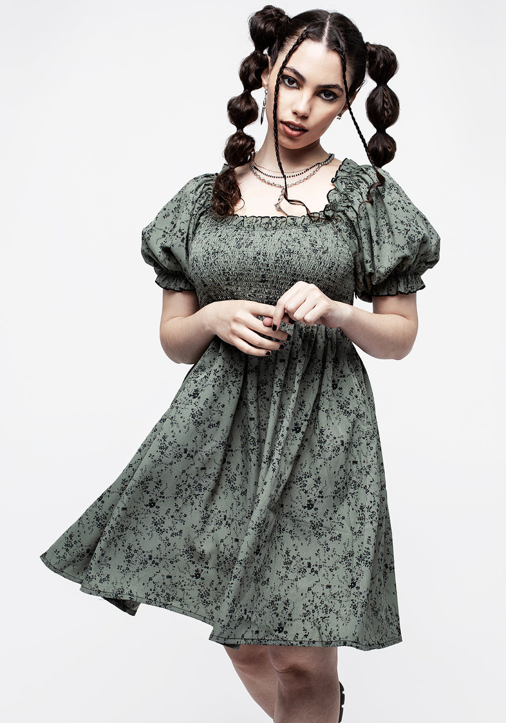 Cassie-Green-Floral-Mini-Babydoll-Dress – Disturbia
