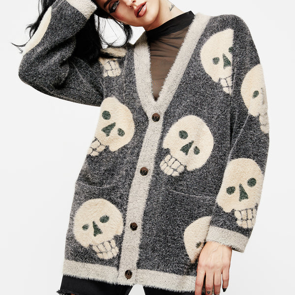 SS24B351_CROSSBONESFLUFFYKNITC