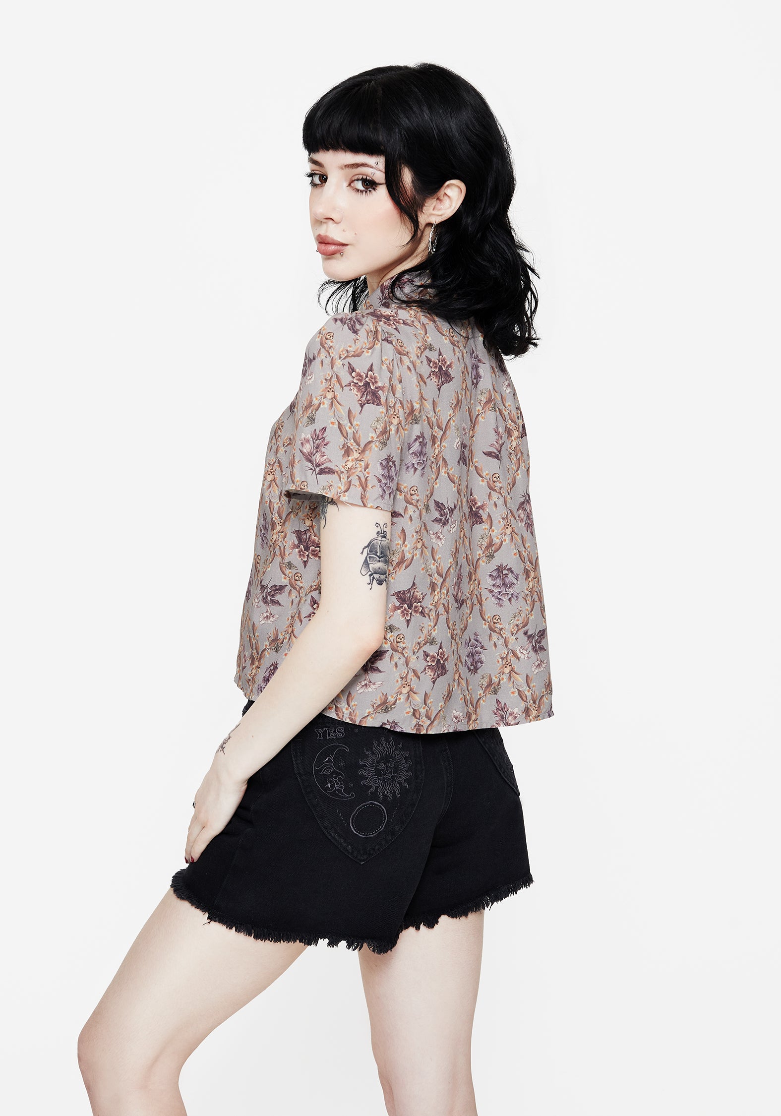 Blossom Floral Tile Printed Cropped Button Up Shirt