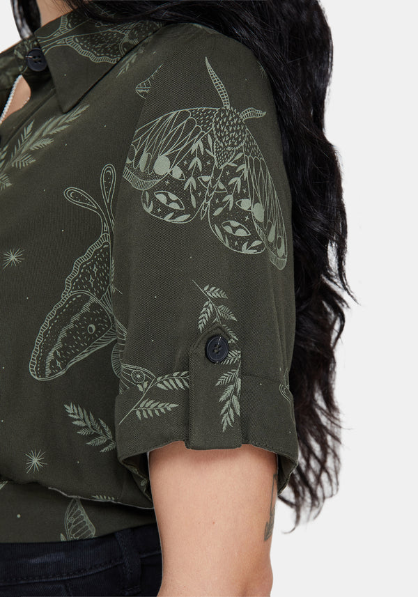 Callopistria Moth Print Short Sleeve Crop Shirt - Green