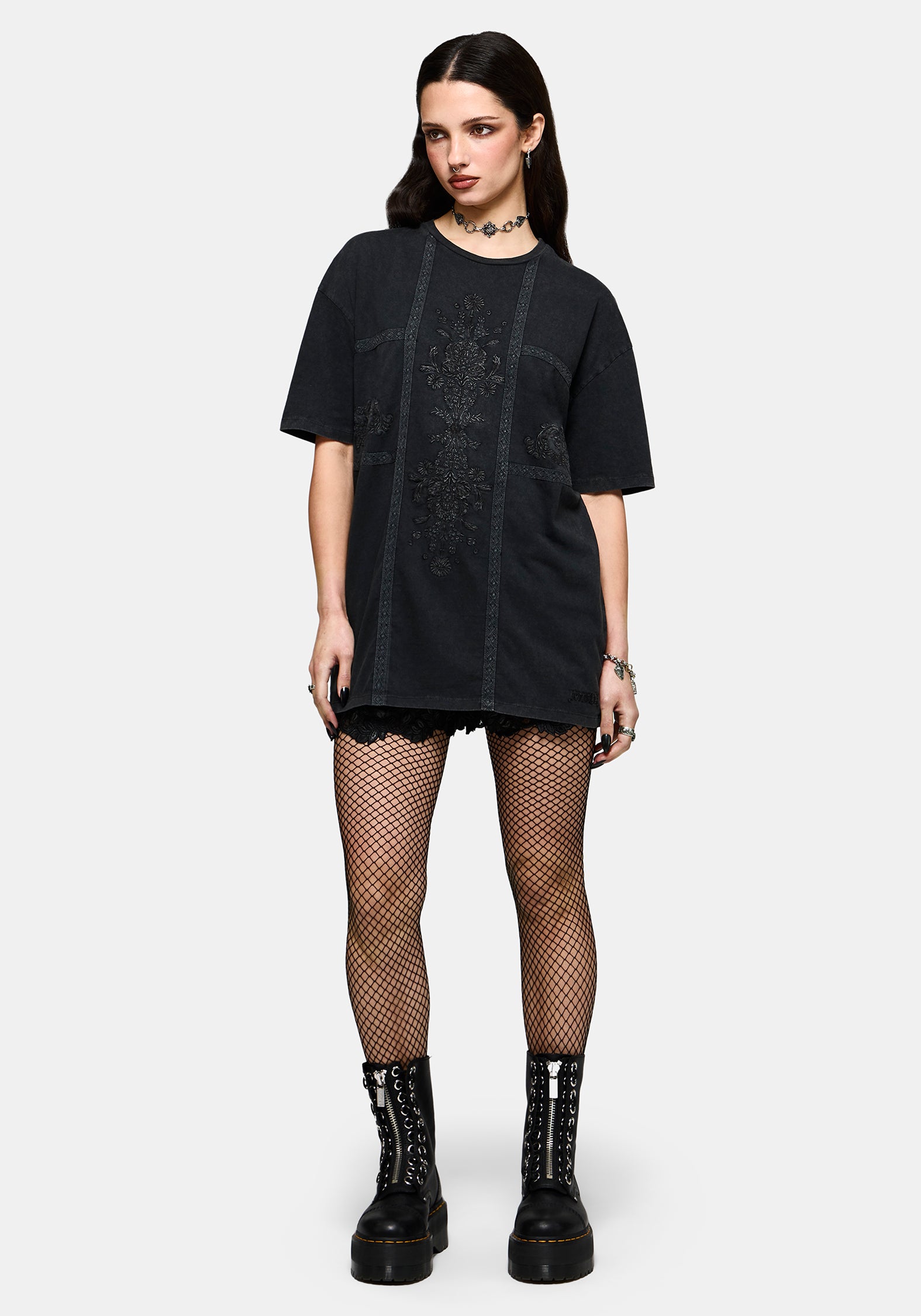 Blake Lace Oversized Graphic T-Shirt – Disturbia