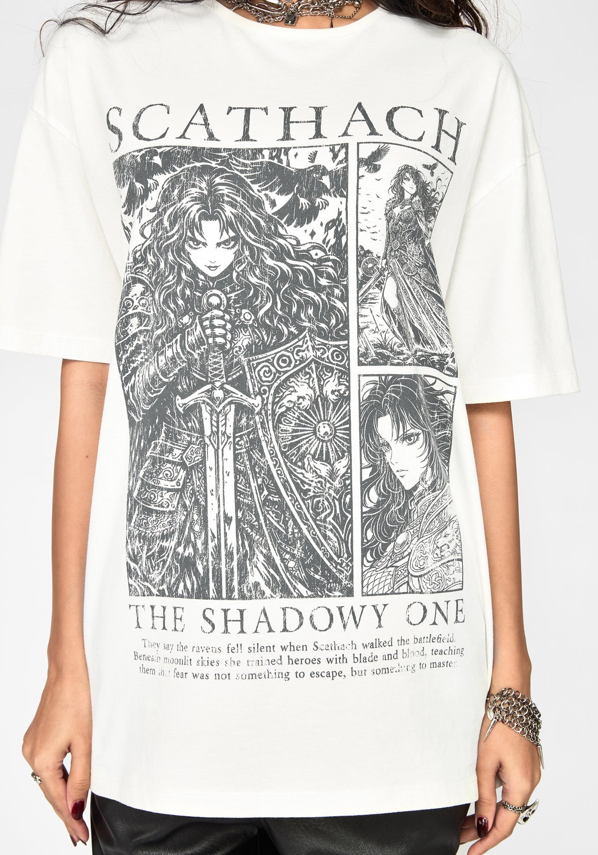 Scáthach Oversized T-Shirt