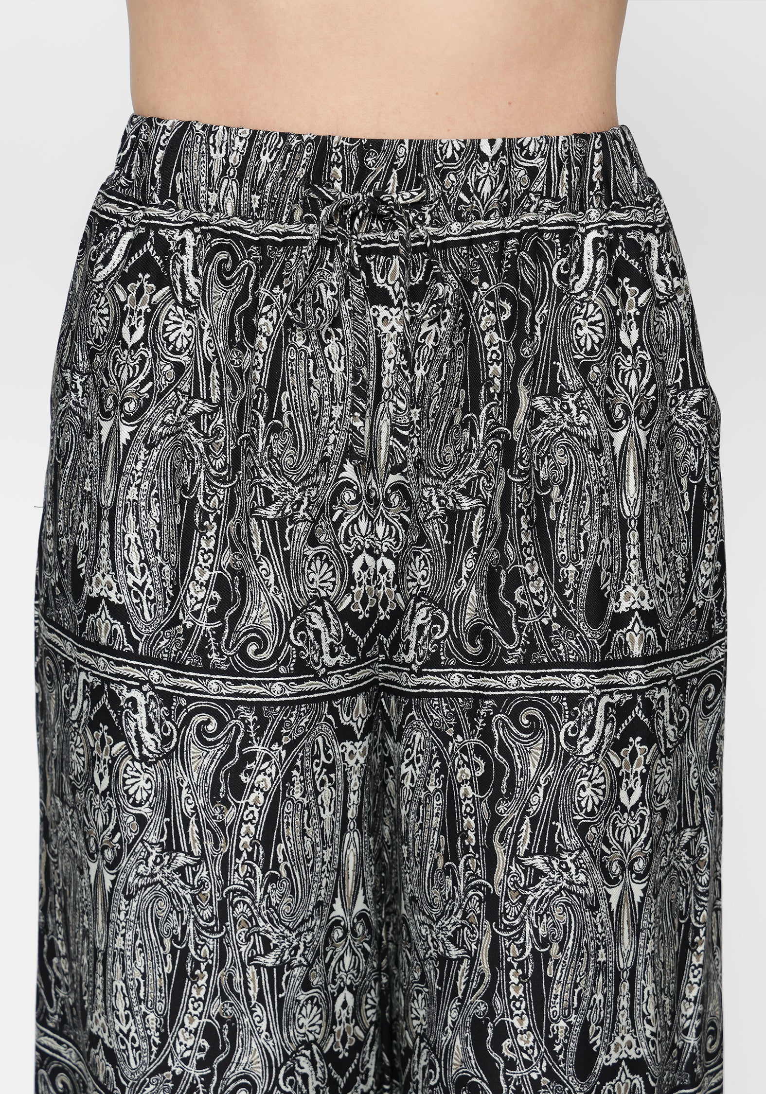 Zelira Paisley Print Palazzo Pant