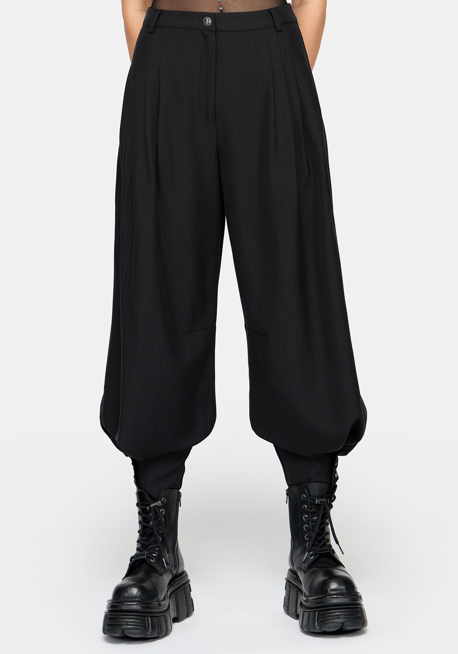 Quinn Pleated Balloon Trouser – Disturbia
