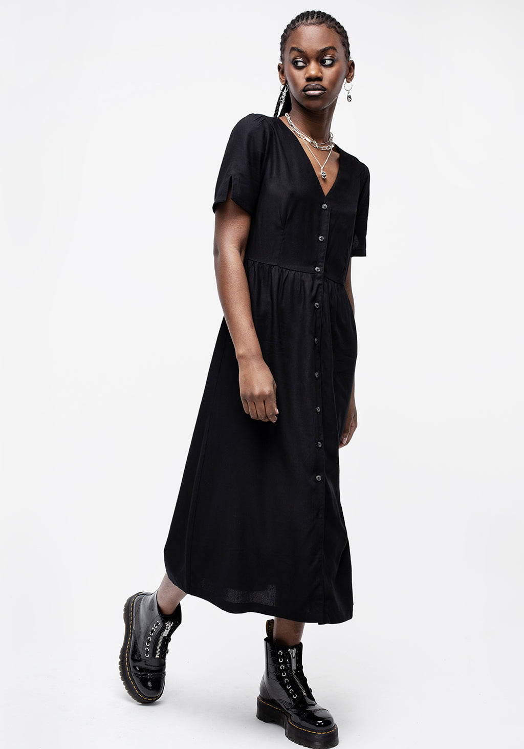 Realm Button Down Midi Dress Midnight Black Disturbia